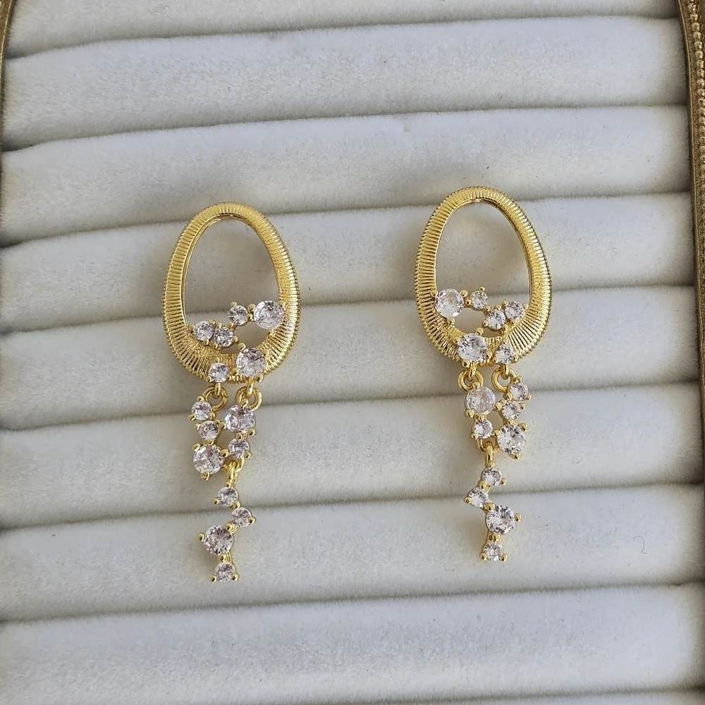 Gold Oval CZ Drop Earrings | Modern Vintage Glam ✨️